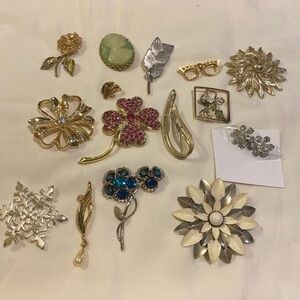 LOT —BROOCHES ..16 PCS.